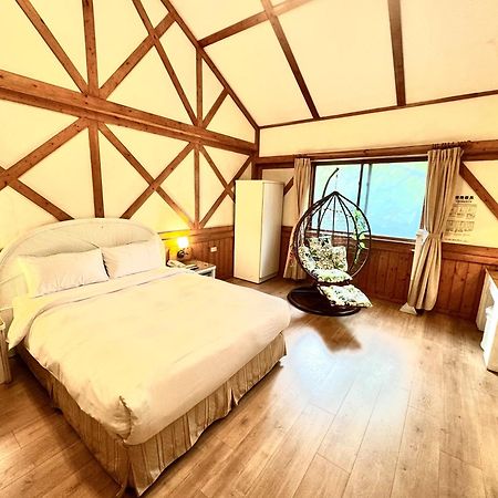 Ivy Motel Chiayi Extérieur photo